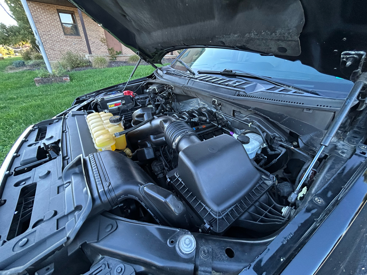 Ford F-150 4WD SuperCab 145" XLT 2017