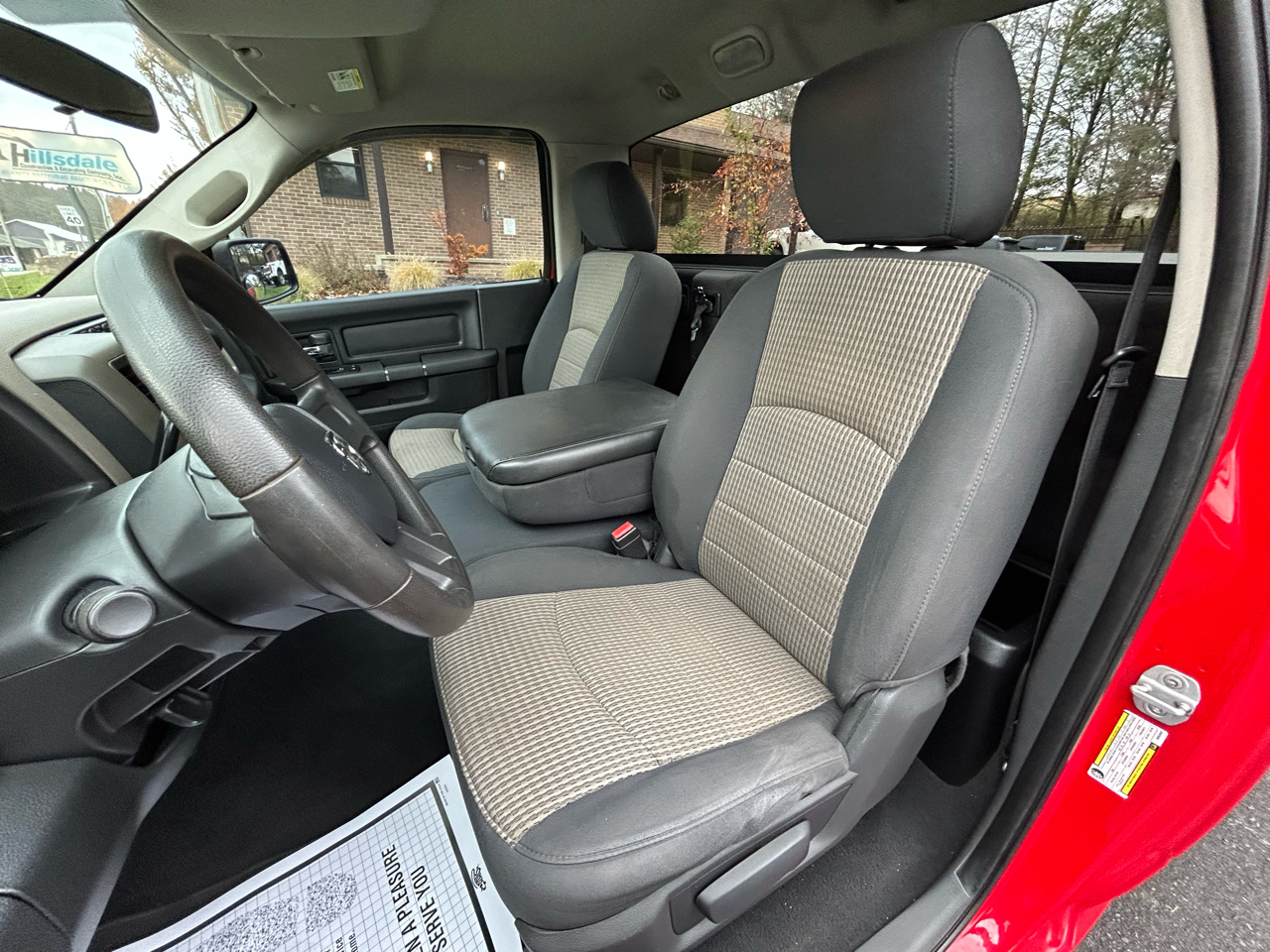 RAM 1500 4WD Reg Cab 120.5" Express 2011