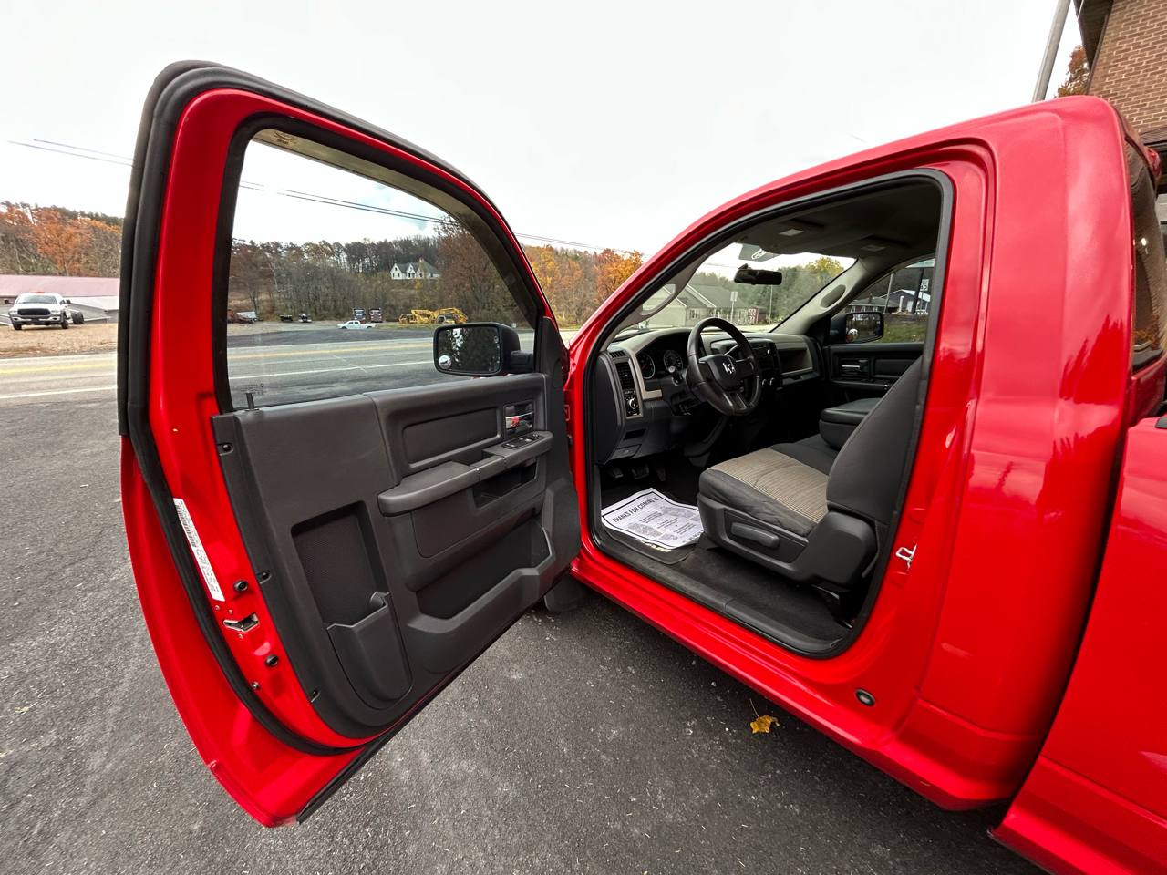 RAM 1500 4WD Reg Cab 120.5" Express 2011