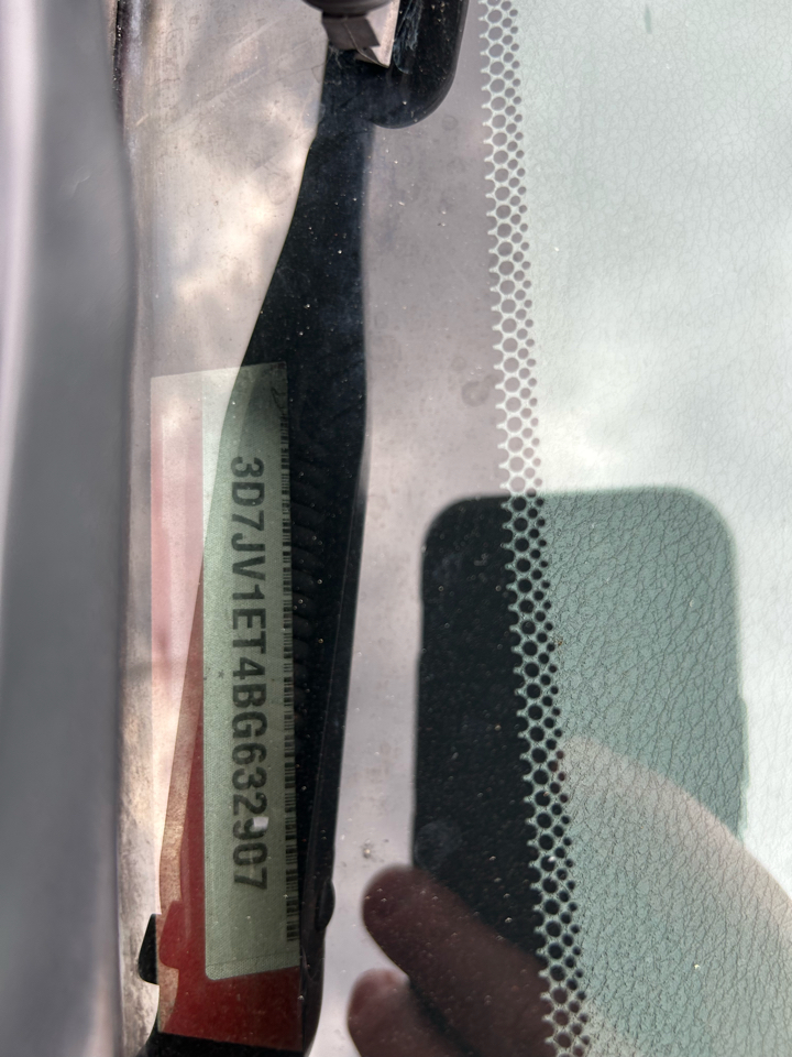 RAM 1500 4WD Reg Cab 120.5" Express 2011