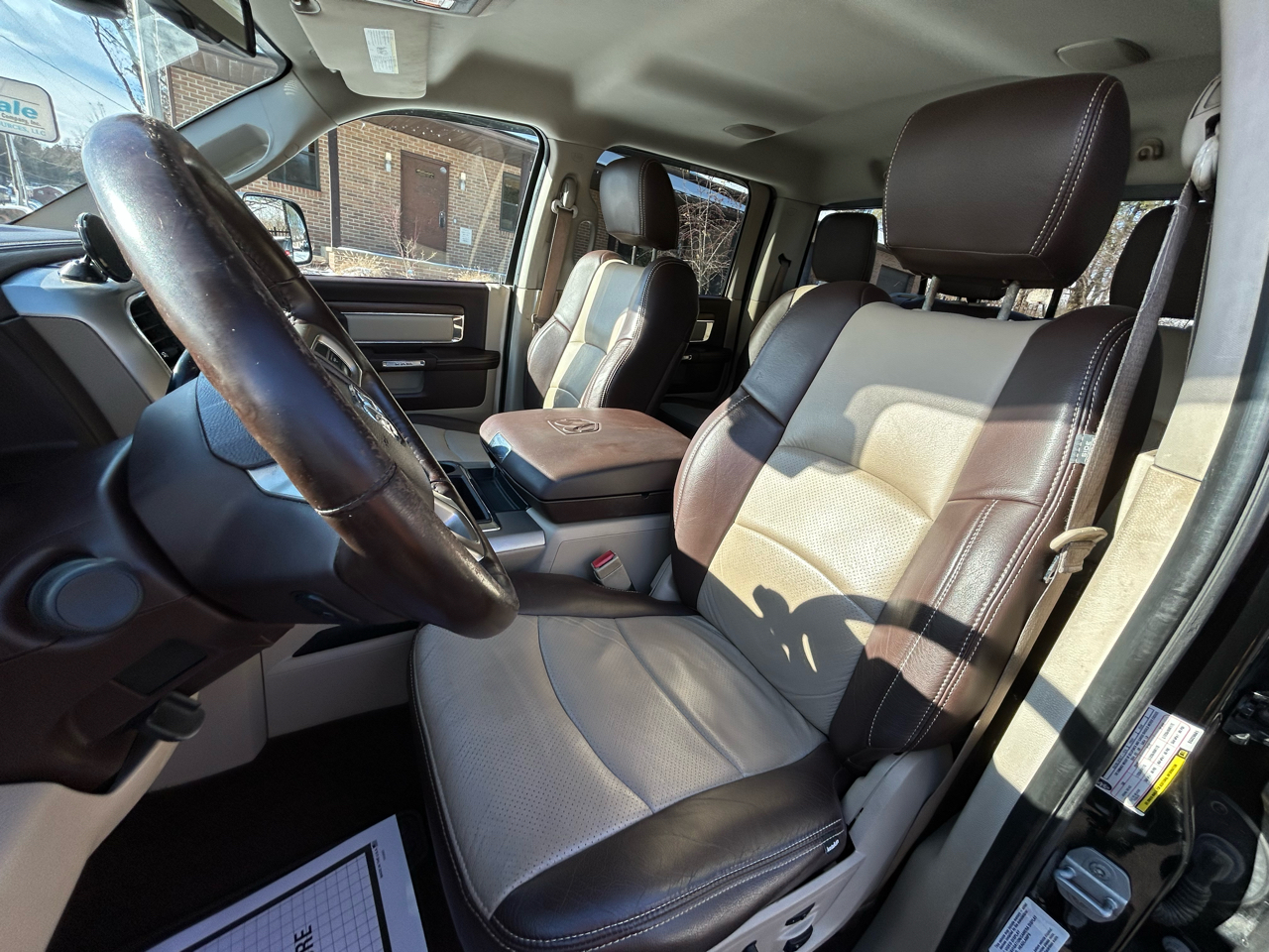 RAM 3500 4WD Crew Cab 169" Laramie 2014