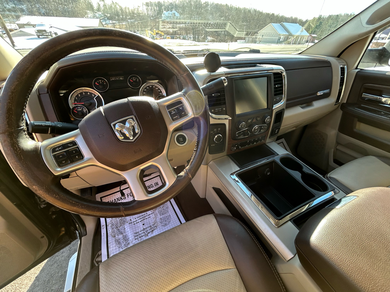 RAM 3500 4WD Crew Cab 169" Laramie 2014