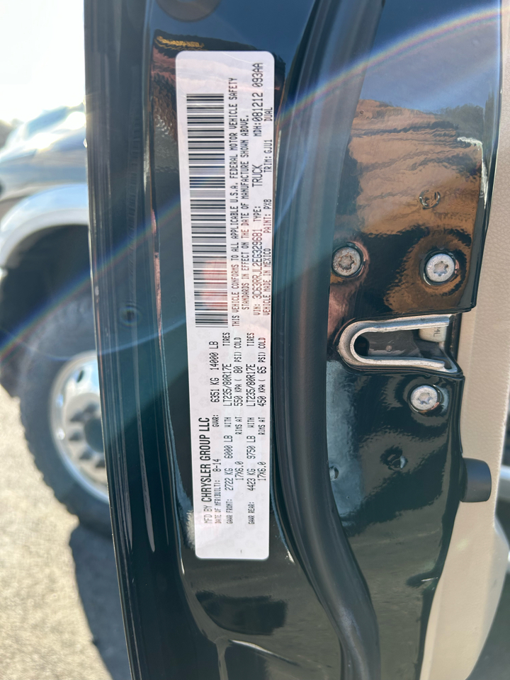 RAM 3500 4WD Crew Cab 169" Laramie 2014