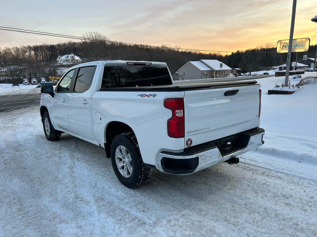 Chevrolet Silverado 1500 4WD Crew Cab 147" LT 2020
