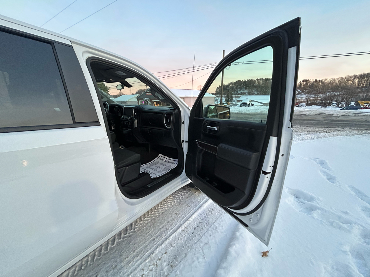 Chevrolet Silverado 1500 4WD Crew Cab 147" LT 2020