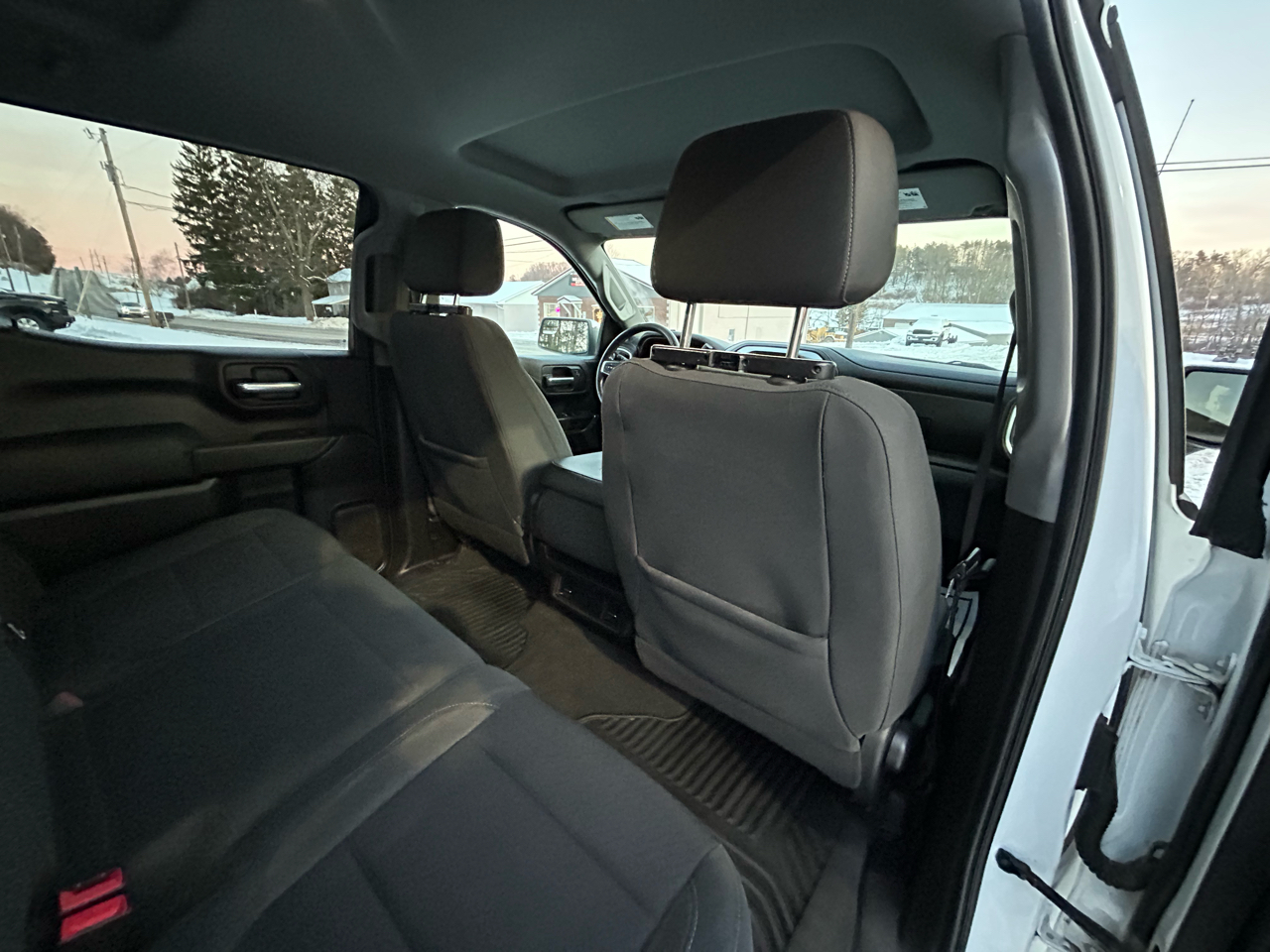 Chevrolet Silverado 1500 4WD Crew Cab 147" LT 2020