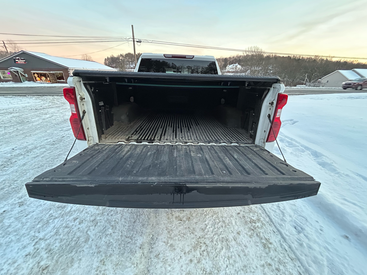 Chevrolet Silverado 1500 4WD Crew Cab 147" LT 2020