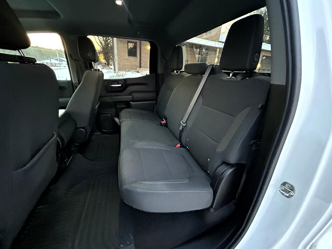 Chevrolet Silverado 1500 4WD Crew Cab 147" LT 2020