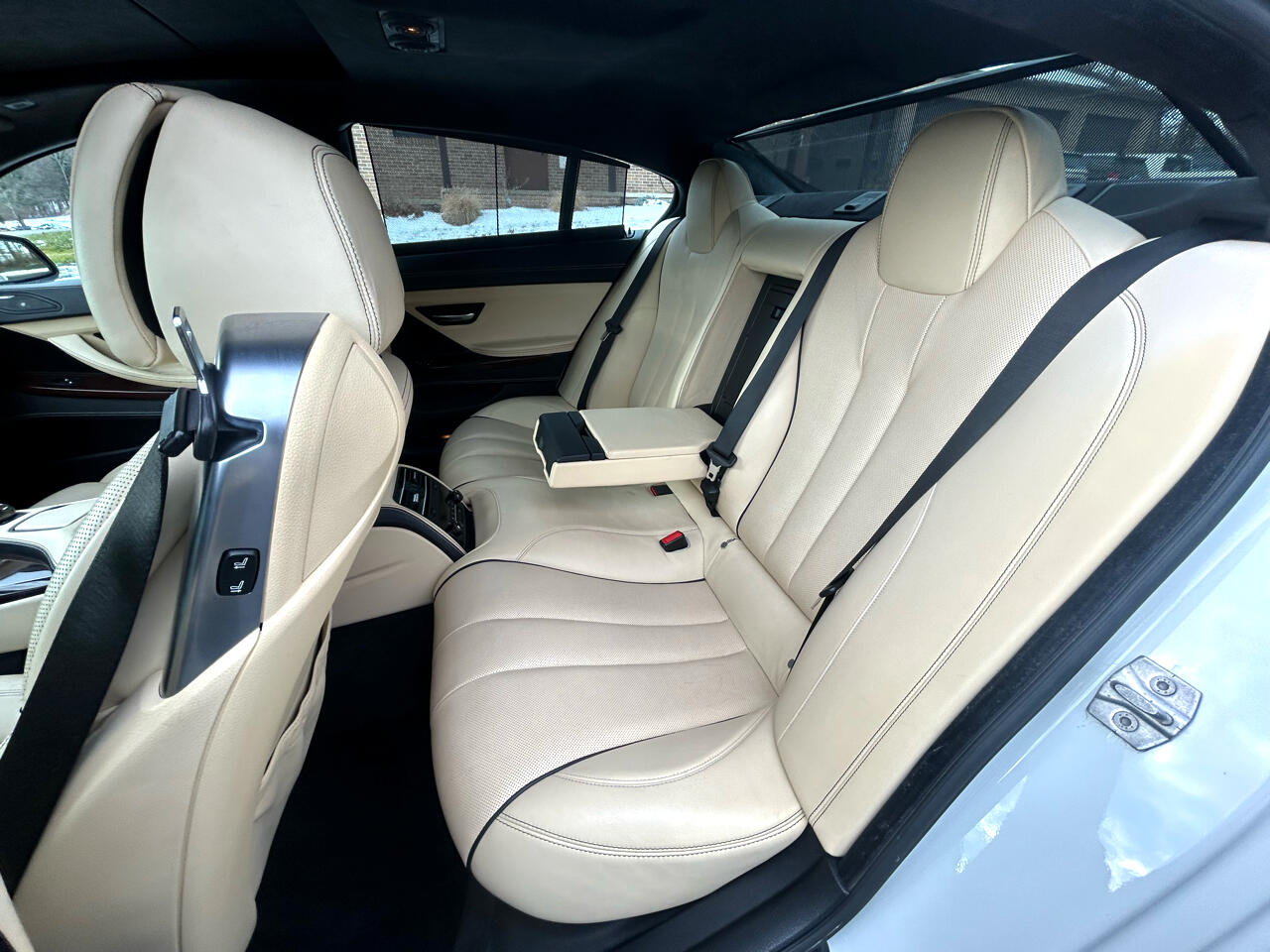 BMW 6 Series 4dr Sdn ALPINA B6 xDrive AWD Gran Coupe 2015