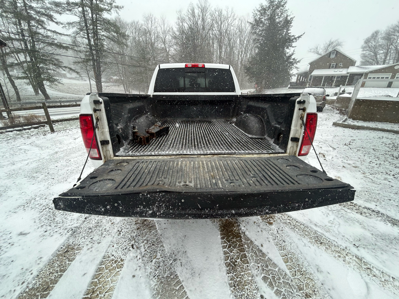 RAM 2500 4WD Crew Cab 149" SLT 2016