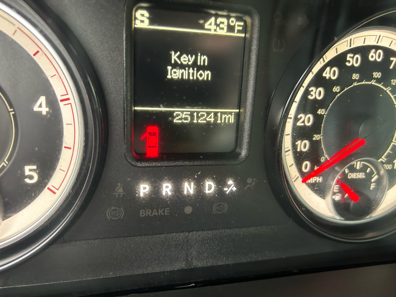 RAM 2500 4WD Crew Cab 149" SLT 2016