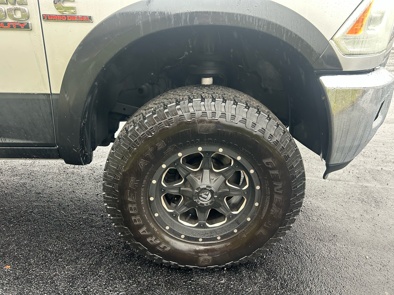 RAM 2500 4WD Mega Cab 160.5" Laramie 2013