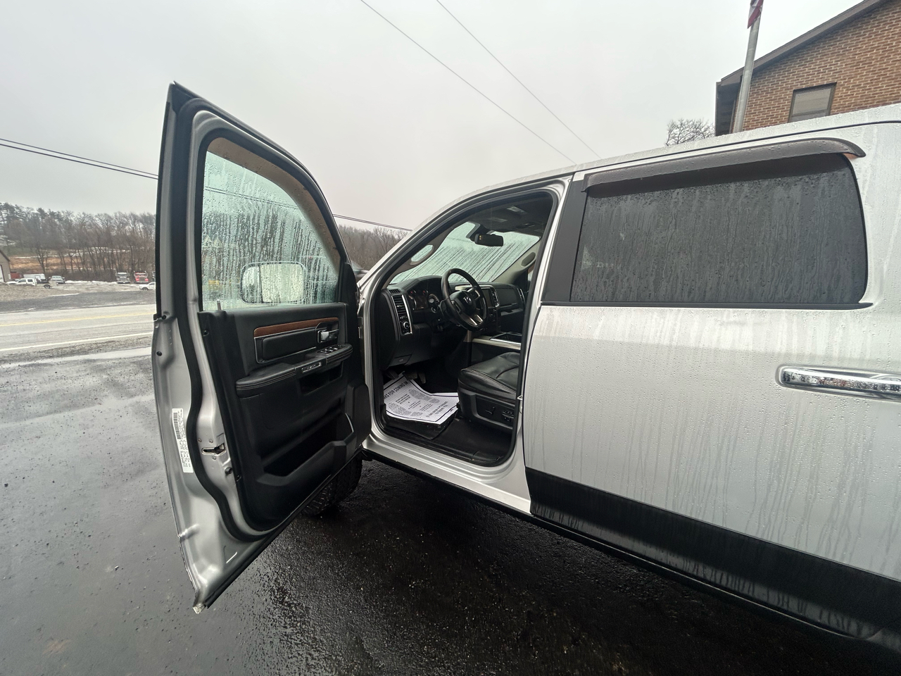 RAM 2500 4WD Mega Cab 160.5" Laramie 2013