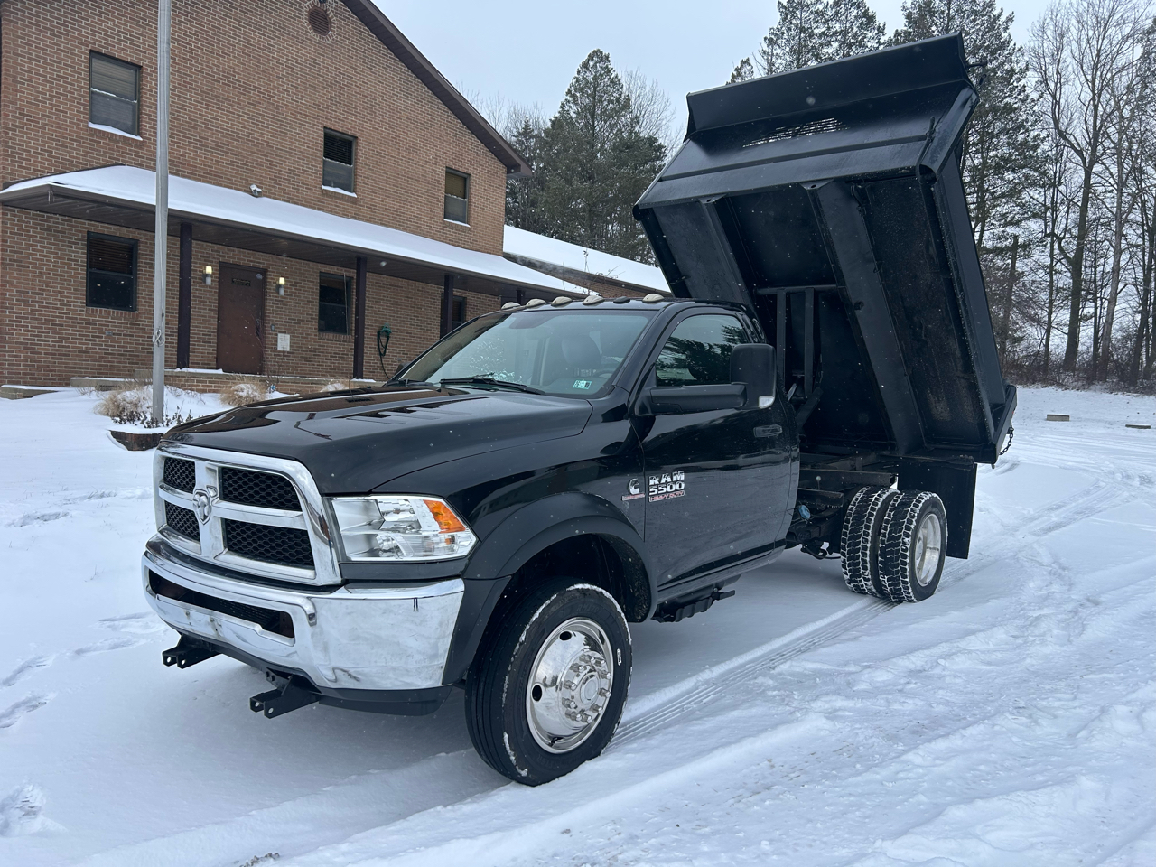RAM 5500 Chassis Cab Tradesman 4x4 Reg Cab 60" CA 144.5" WB 2018