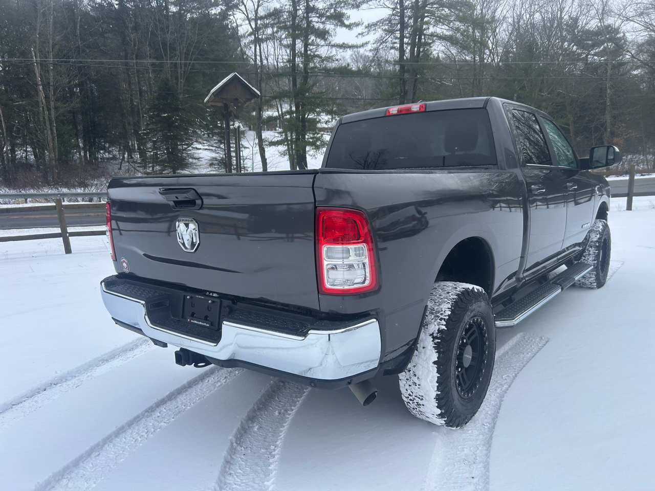RAM 2500 Big Horn 4x4 Crew Cab 6'4" Box 2021