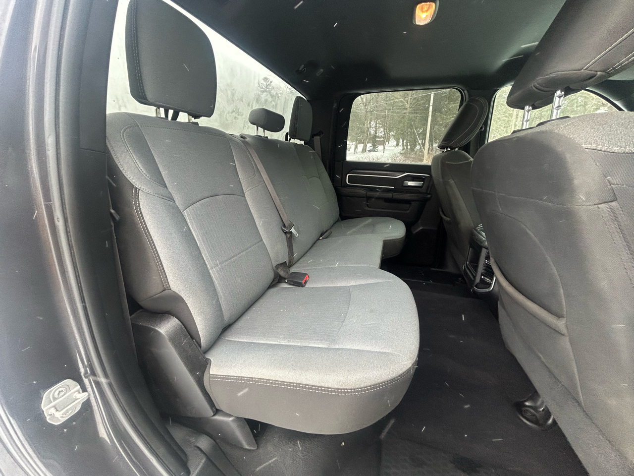 RAM 2500 Big Horn 4x4 Crew Cab 6'4" Box 2021