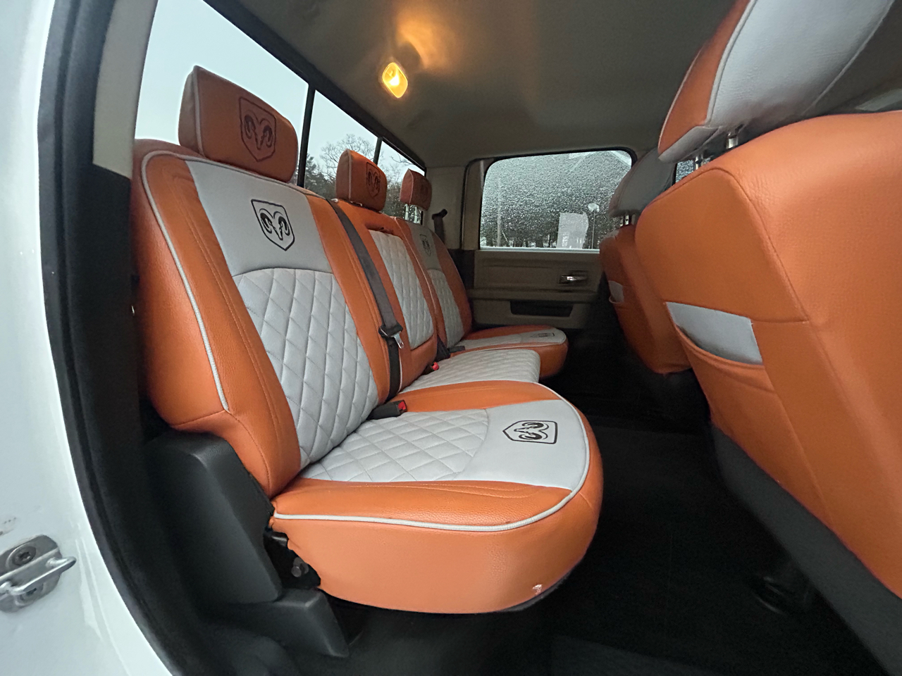 Dodge Ram 3500 4WD Crew Cab 169" SLT 2010