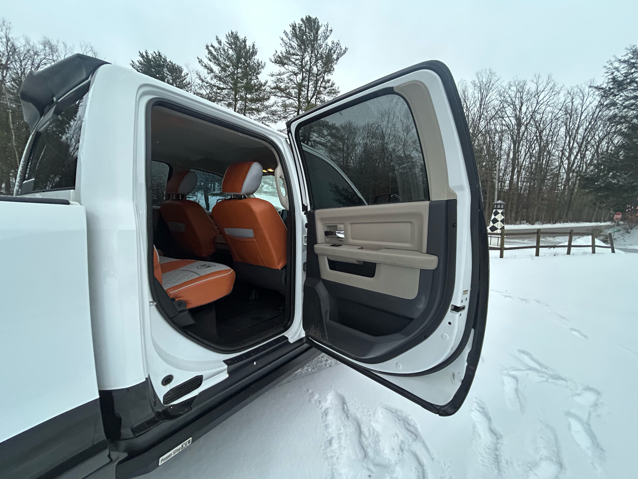 Dodge Ram 3500 4WD Crew Cab 169" SLT 2010