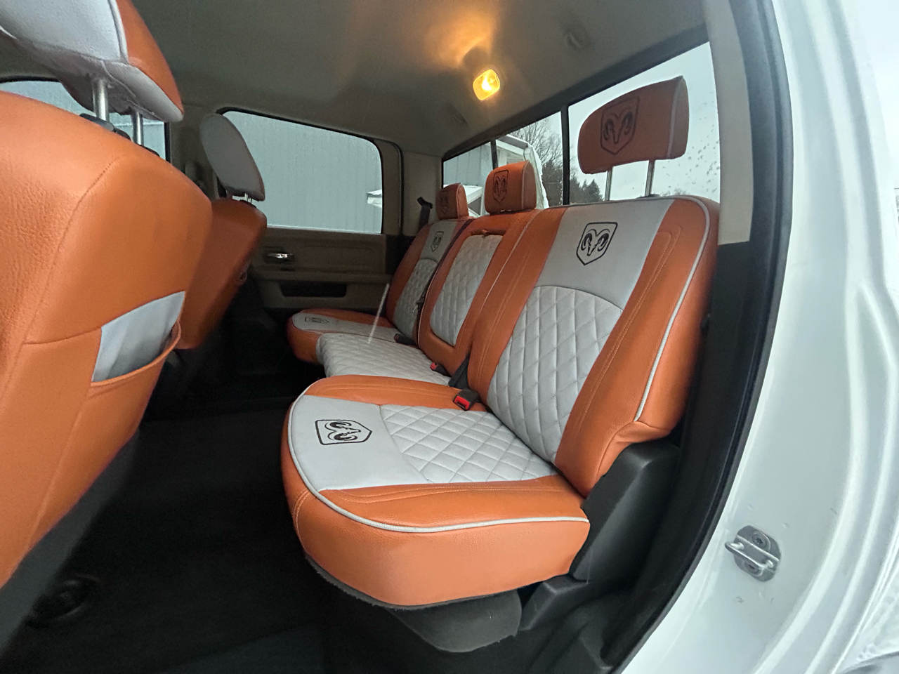 Dodge Ram 3500 4WD Crew Cab 169" SLT 2010