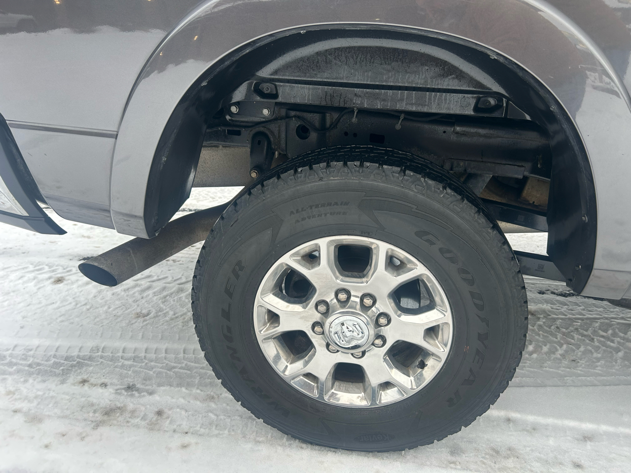 RAM 2500 Laramie 4x4 Crew Cab 6'4" Box 2022