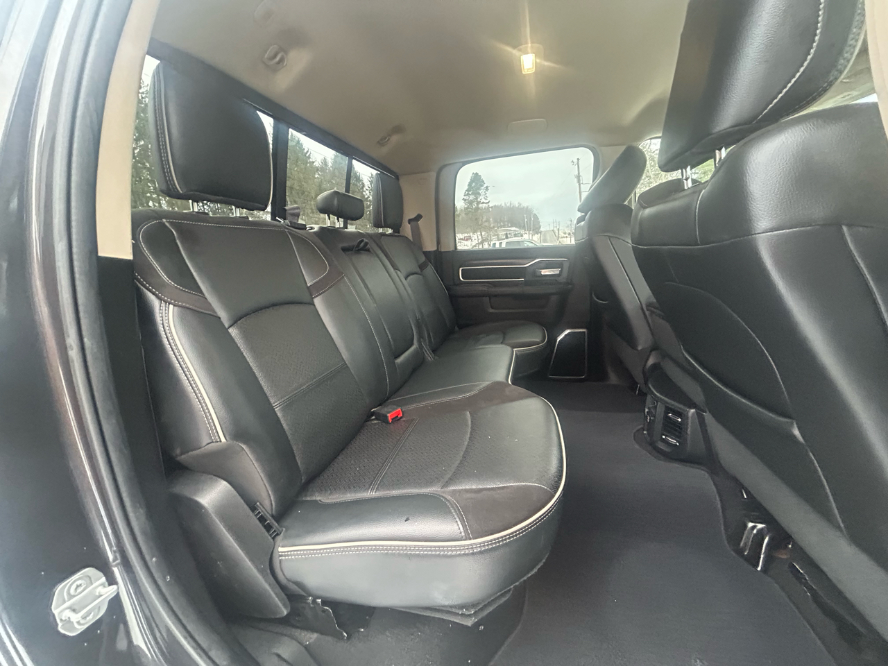 RAM 2500 Laramie 4x4 Crew Cab 6'4" Box 2022