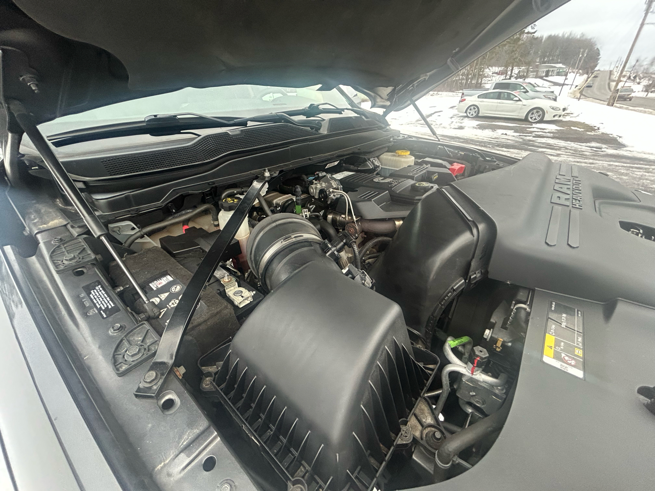 RAM 2500 Laramie 4x4 Crew Cab 6'4" Box 2022