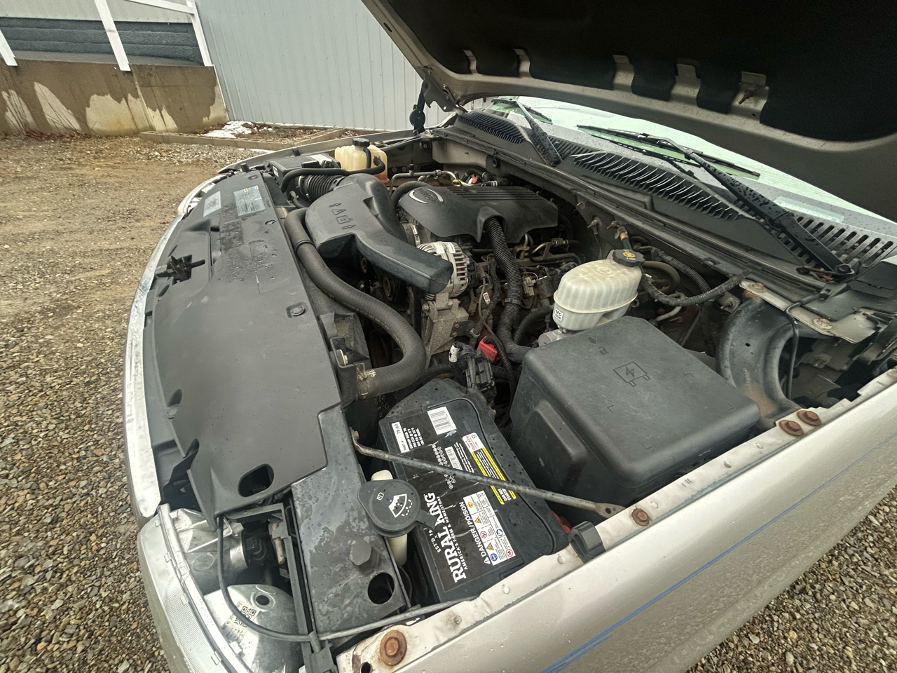 GMC Yukon XL 4dr 1500 4WD SLT 2005