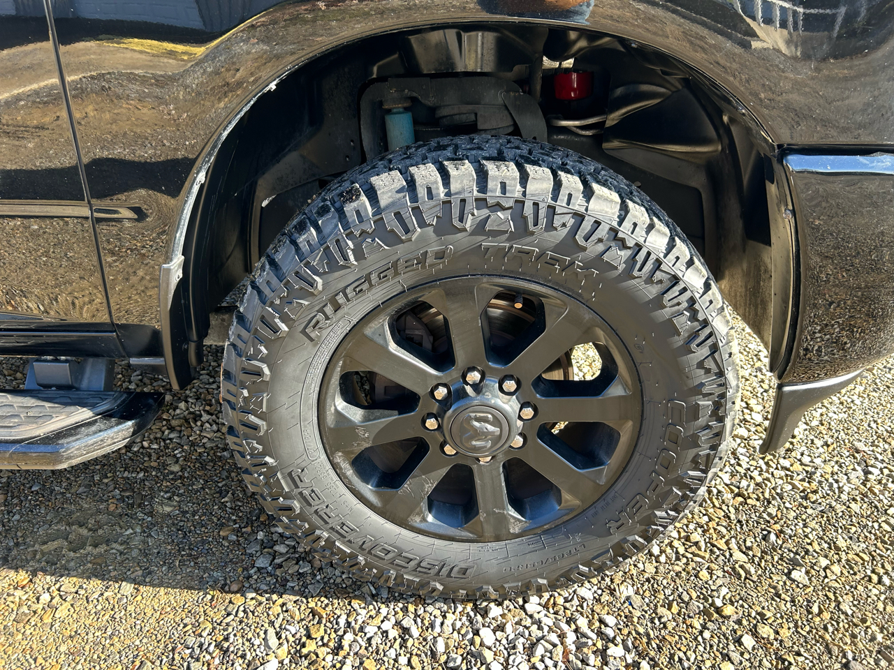 RAM 2500 Big Horn 4x4 Crew Cab 8' Box 2019