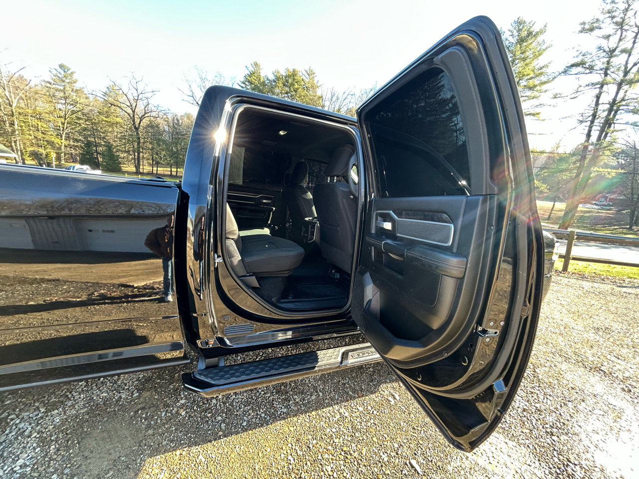 RAM 2500 Big Horn 4x4 Crew Cab 8' Box 2019