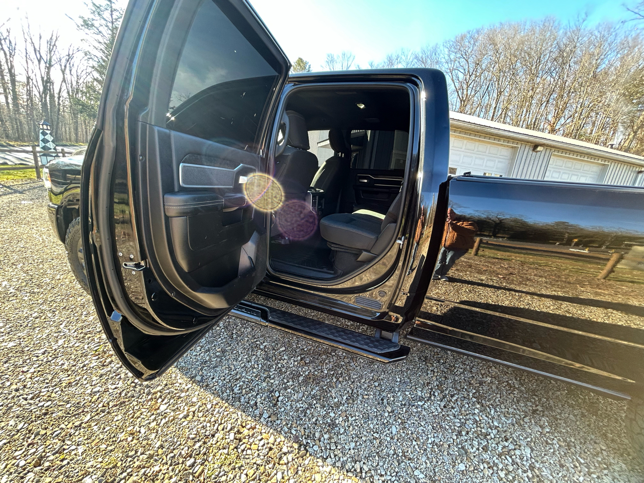 RAM 2500 Big Horn 4x4 Crew Cab 8' Box 2019