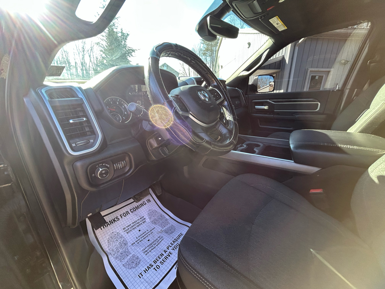 RAM 2500 Big Horn 4x4 Crew Cab 8' Box 2019