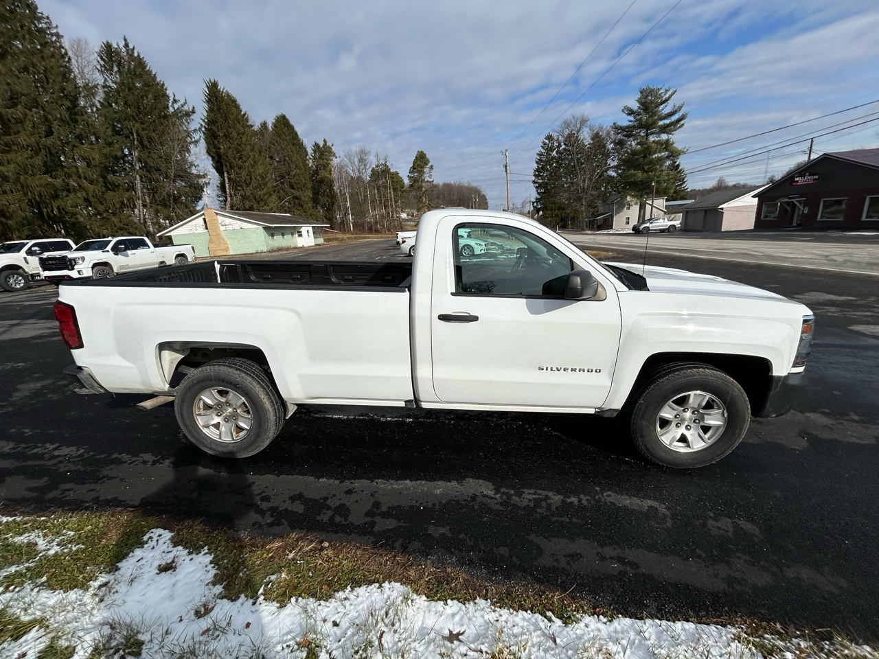 Chevrolet Silverado 1500 2WD Reg Cab 133.0" Work Truck 2018