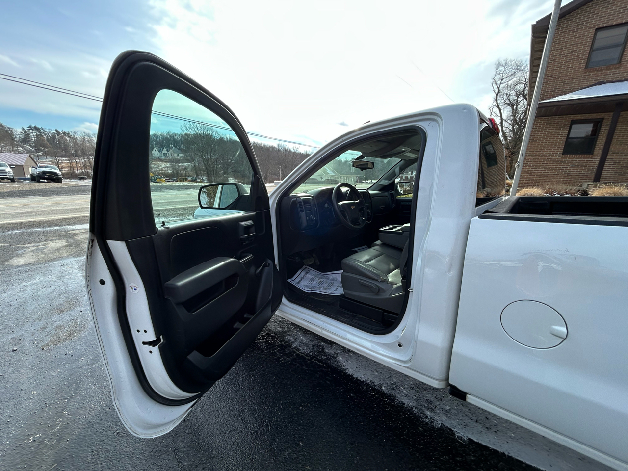 Chevrolet Silverado 1500 2WD Reg Cab 133.0" Work Truck 2018