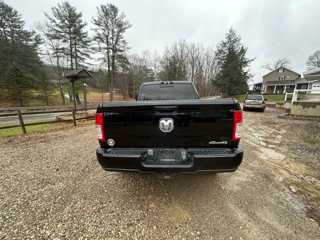 RAM 2500 Tradesman 4x4 Crew Cab 6'4" Box 2022