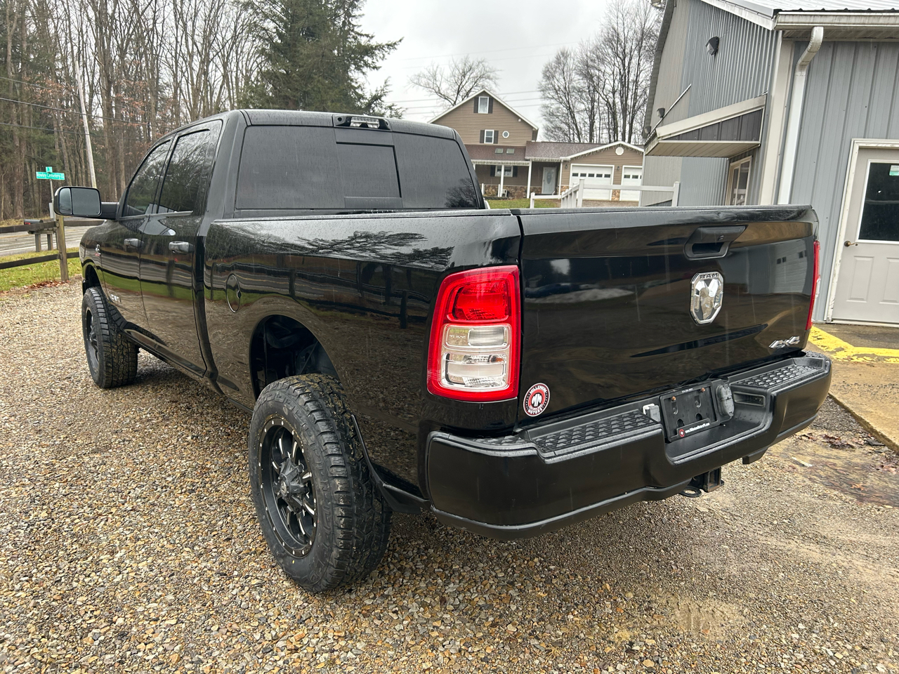 RAM 2500 Tradesman 4x4 Crew Cab 6'4" Box 2022