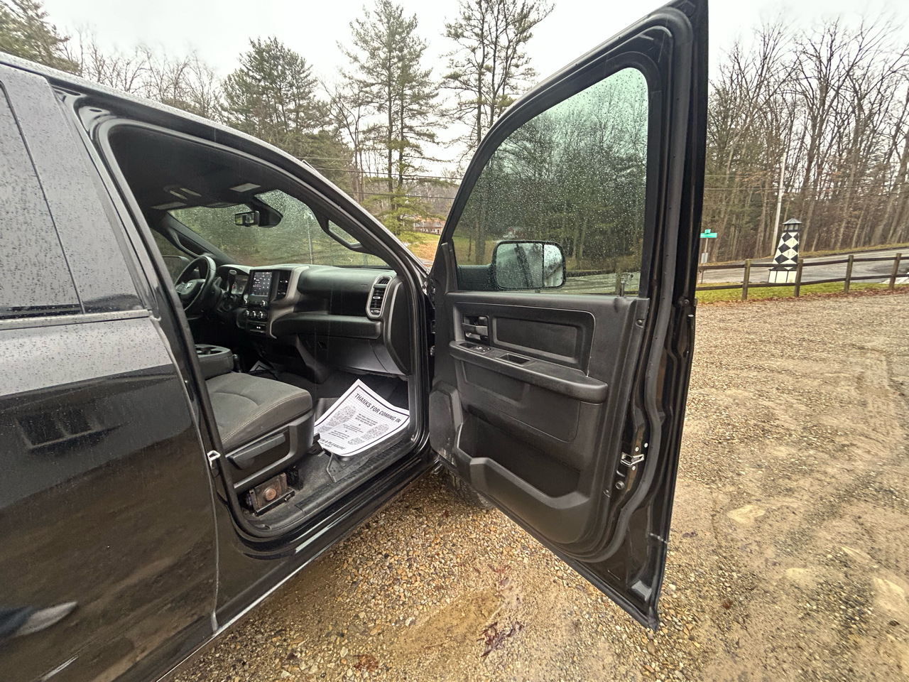 RAM 2500 Tradesman 4x4 Crew Cab 6'4" Box 2022