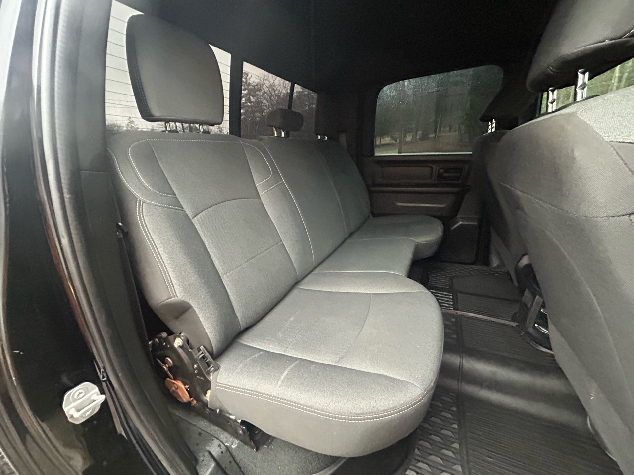 RAM 2500 Tradesman 4x4 Crew Cab 6'4" Box 2022