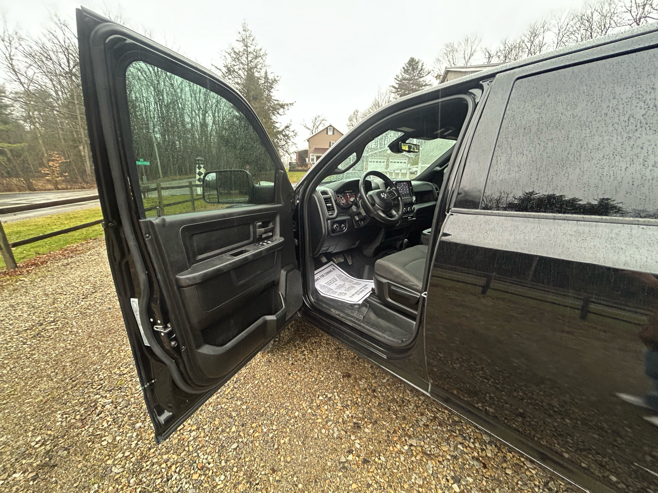 RAM 2500 Tradesman 4x4 Crew Cab 6'4" Box 2022