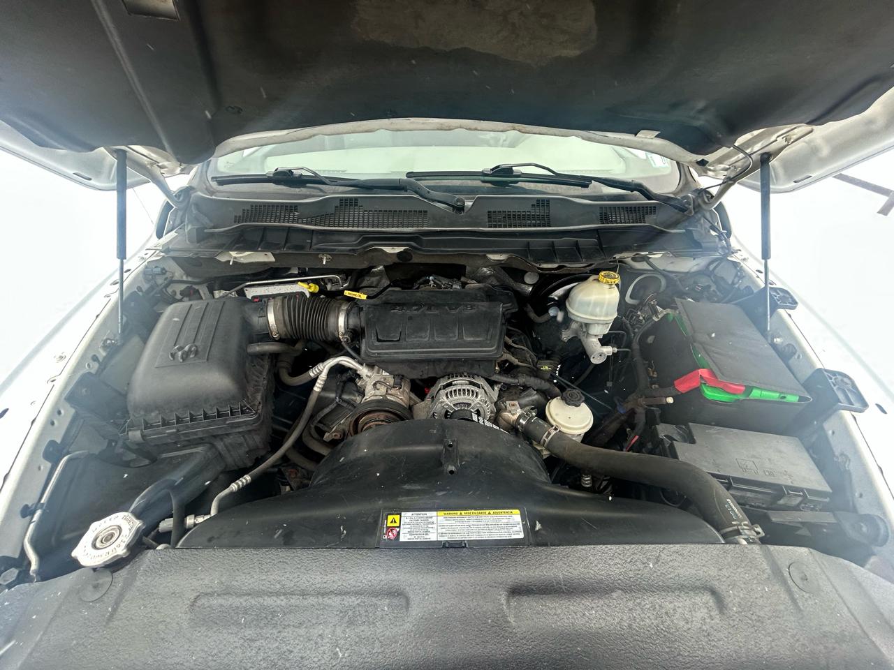 RAM 1500 4WD Reg Cab 120.5" ST 2011