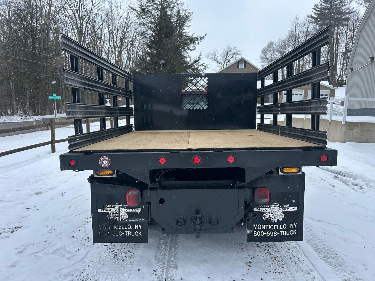 RAM 3500 4WD Reg Cab 143" WB 60" CA ST 2012