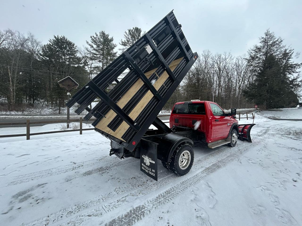 RAM 3500 4WD Reg Cab 143" WB 60" CA ST 2012