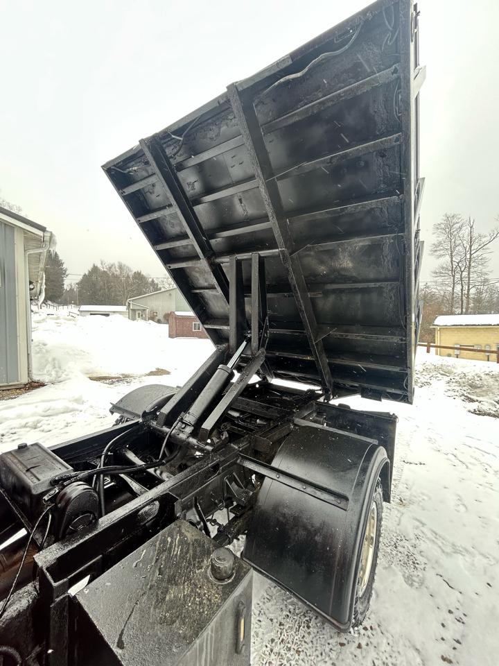 RAM 3500 4WD Reg Cab 143" WB 60" CA ST 2012