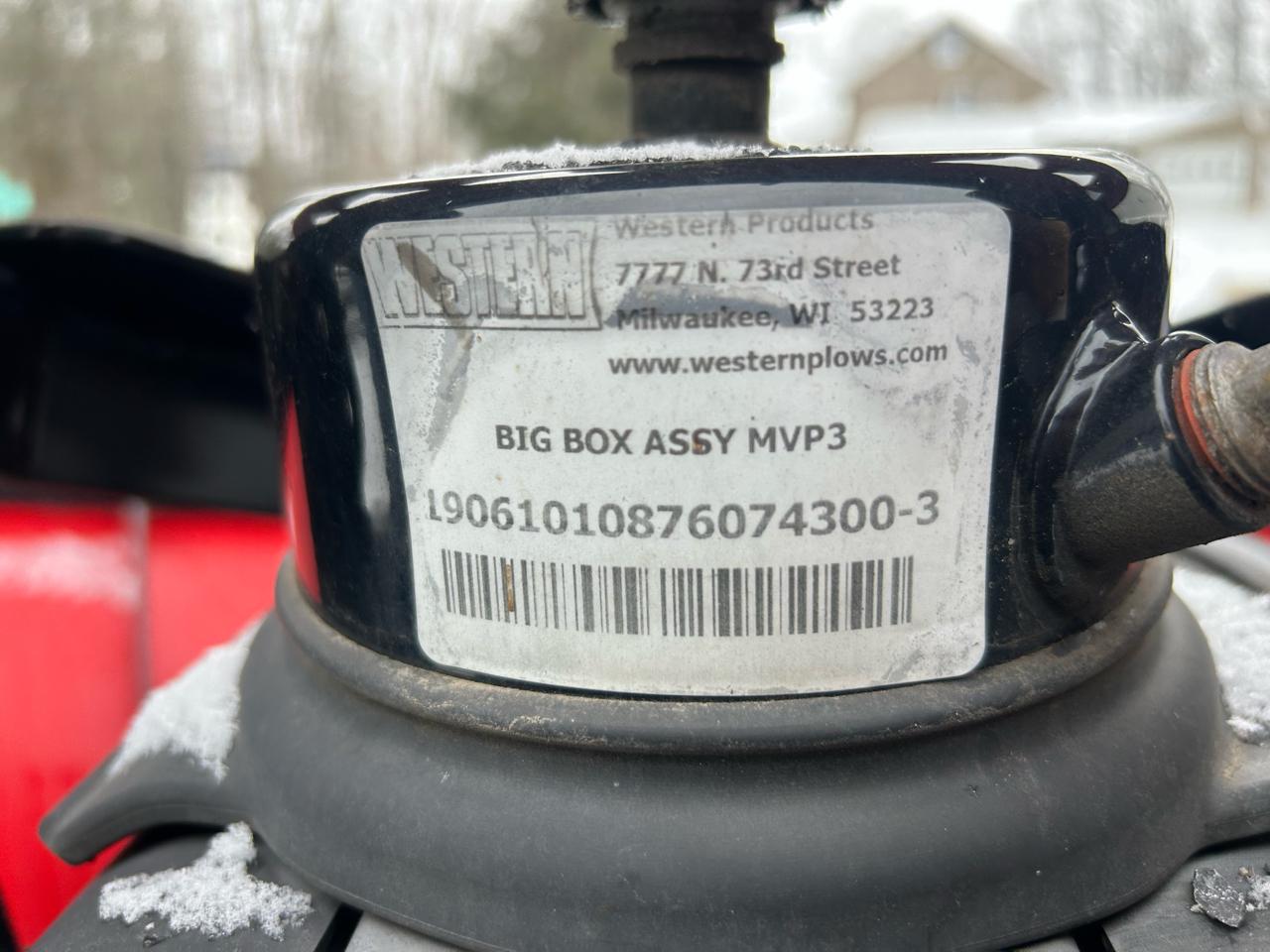 RAM 3500 4WD Reg Cab 143" WB 60" CA ST 2012