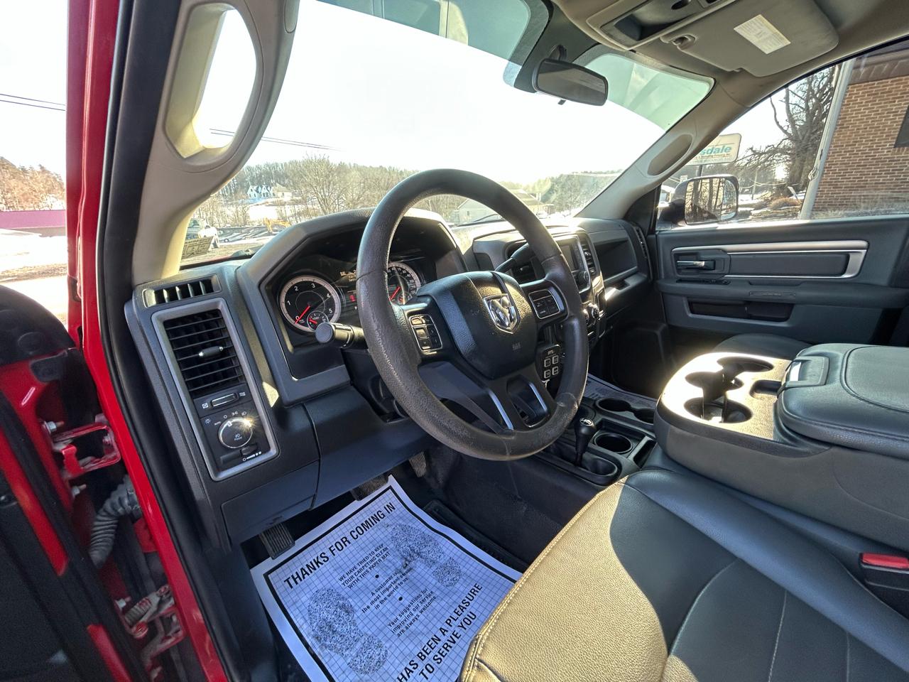 RAM 5500 Chassis Cab Tradesman 4x4 Reg Cab 84" CA 168.5" WB 2018