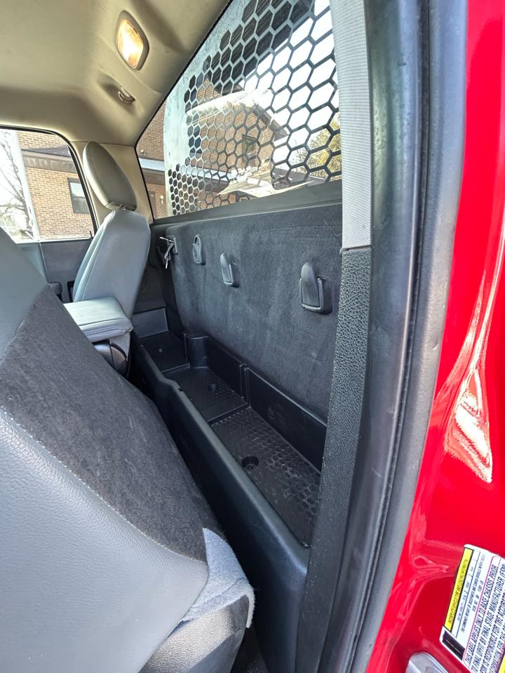 RAM 5500 Chassis Cab Tradesman 4x4 Reg Cab 84" CA 168.5" WB 2018