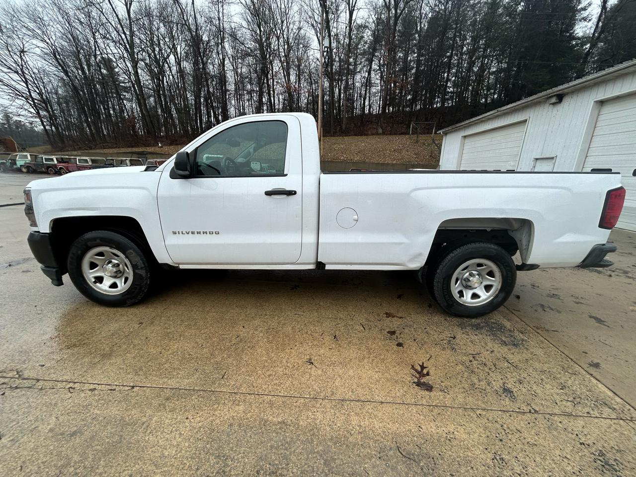 Chevrolet Silverado 1500 2WD Reg Cab 133.0" Work Truck 2018
