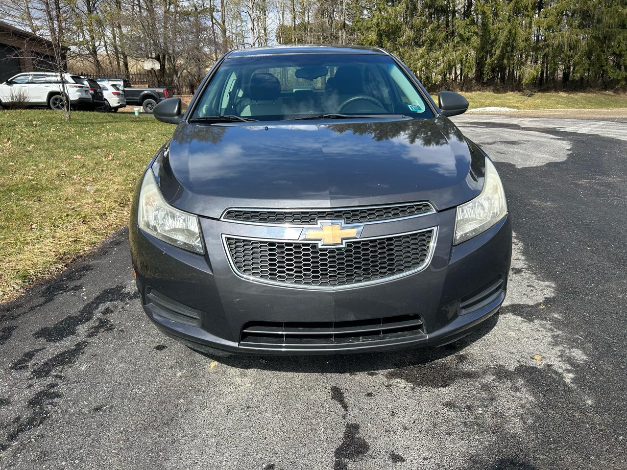 Chevrolet Cruze 4dr Sdn LS 2011