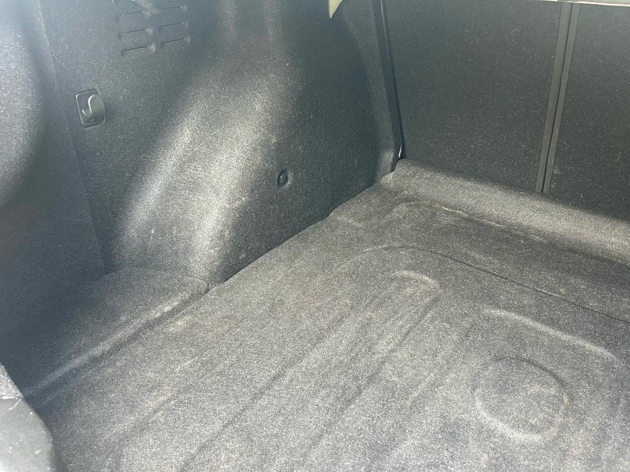 Chevrolet Cruze 4dr Sdn LS 2011