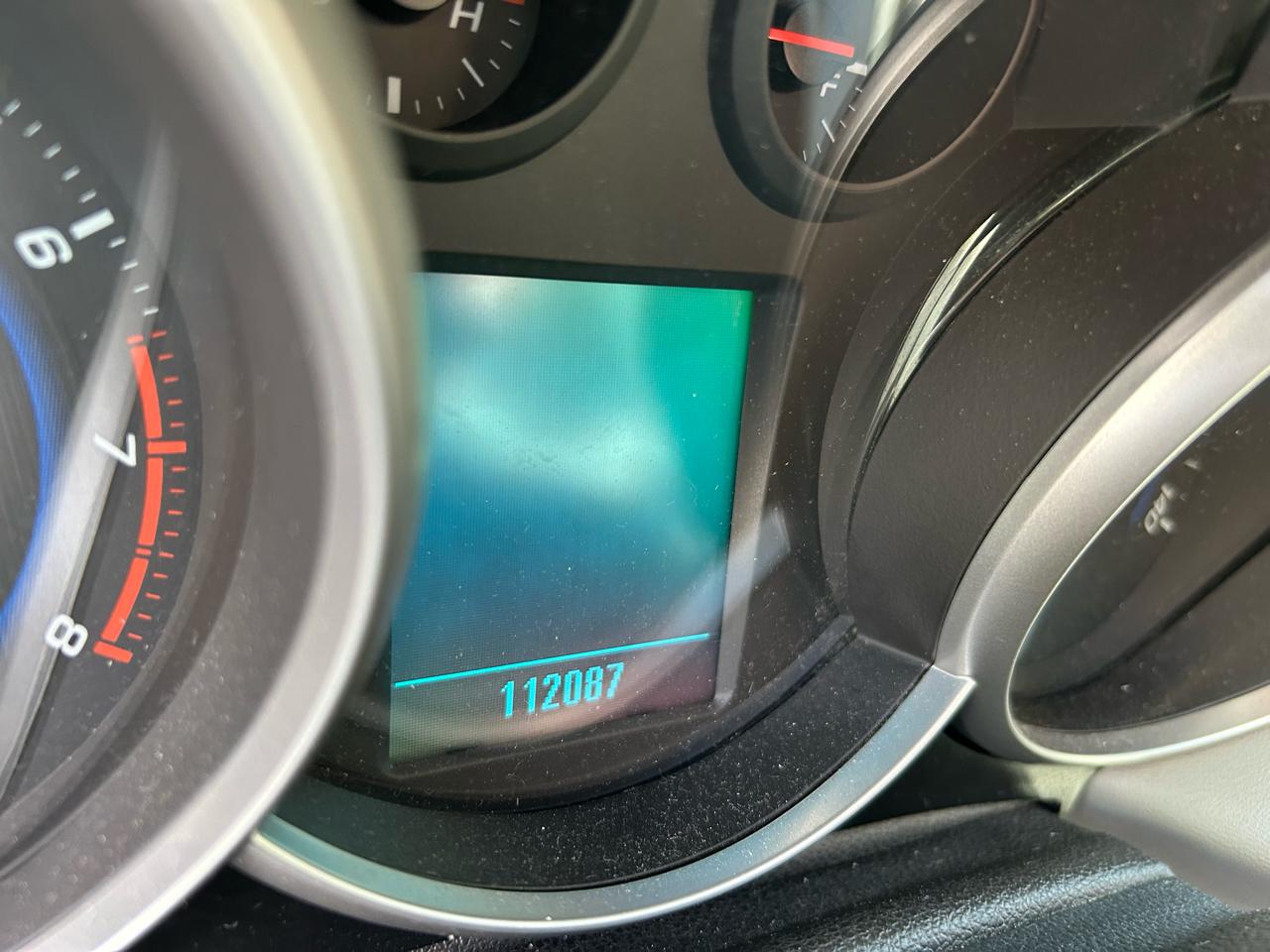 Chevrolet Cruze 4dr Sdn LS 2011