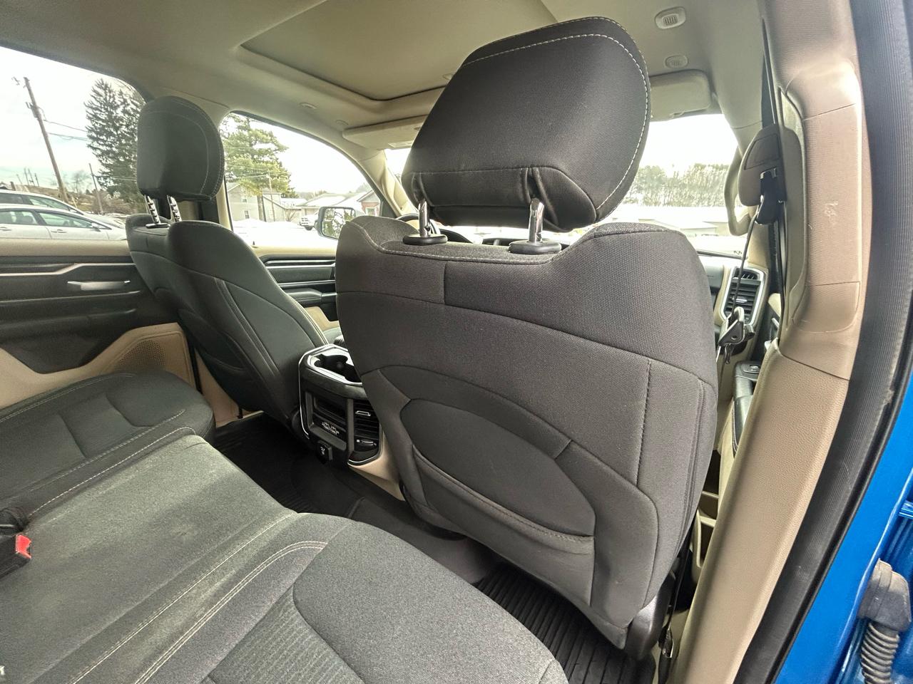 RAM 1500 4WD Quad Cab 140.5" Big Horn 2020